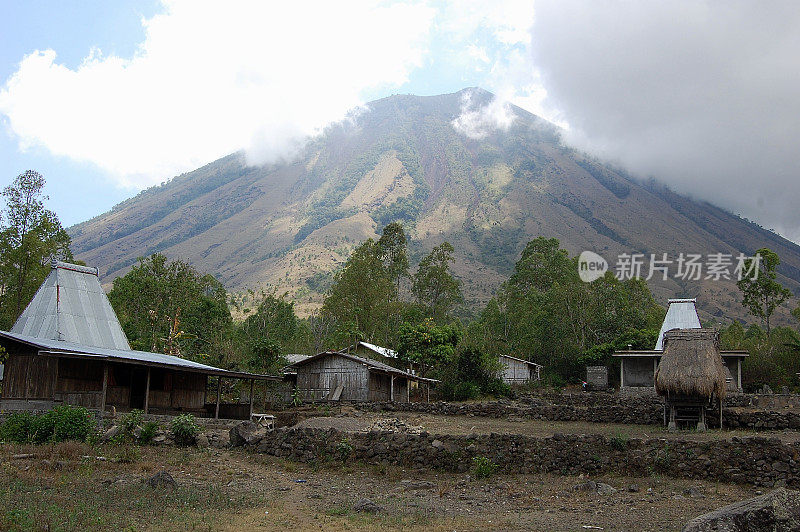 Inerie Volcano, Flores -印度尼西亚